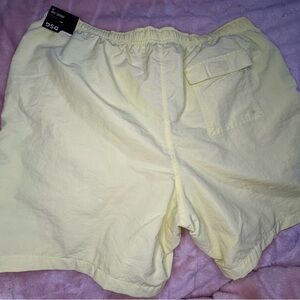 DSG Men's Bright Yellow 6” Rec Shorts